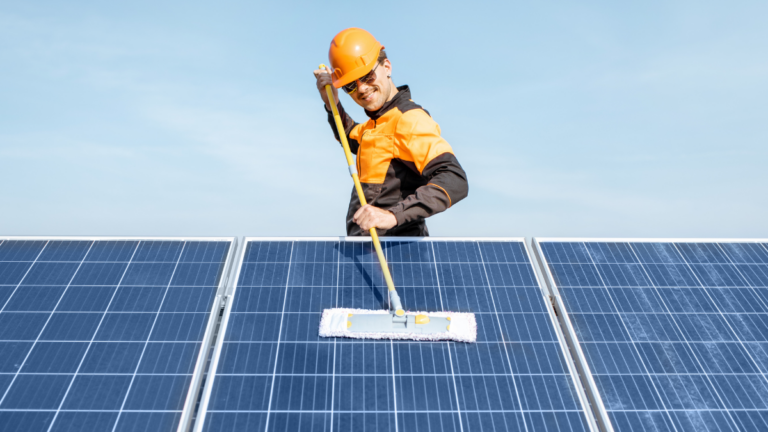 nettoyage panneaux photovoltaïques