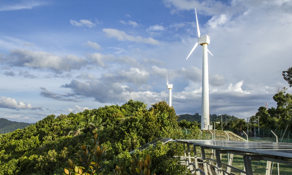 Photovoltaïque, éolien et batteries le plan de l’Espagne pour éviter une nouvelle grande panne électrique